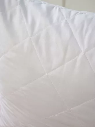 Наперник стеганный 70*70 (молния)