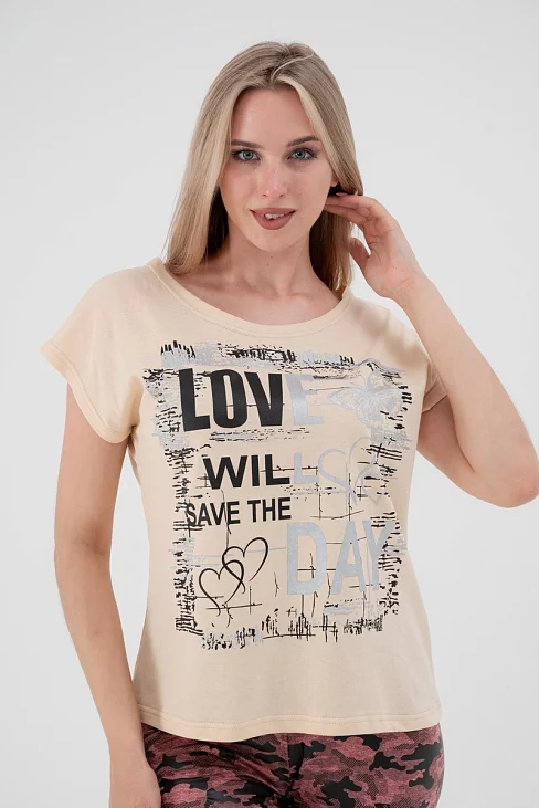 Женская футболка Лира / Топленое молоко с принтом Любовь