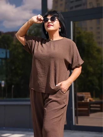 Женский костюм с брюками Лайт / шоколадный