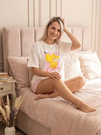Женский костюм с шортами мод.2227/1 / Розовый