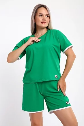 Женский костюм с шортами 627 / зеленый