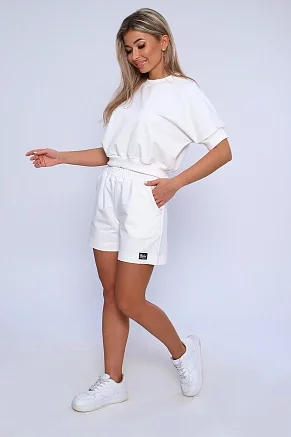 Женский костюм с шортами 78527 / белый