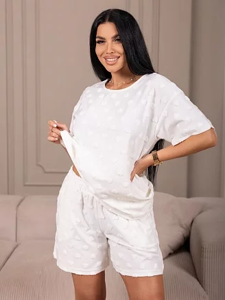 Женский костюм с шортами мод.2241 / Молочный