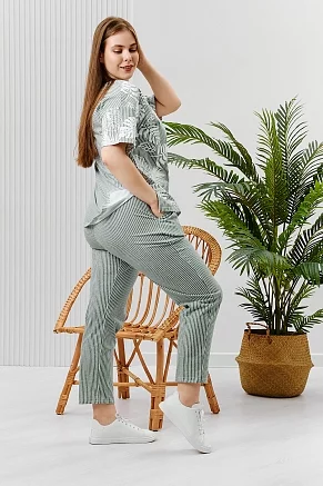 Женский костюм с брюками 8368 / хаки