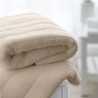 Полотенце махровое 550 гр/м2 "Soft Silver" / 70/140 Экрю
