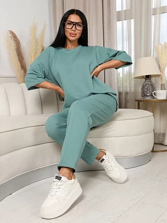 Женский костюм с брюками 651 / оливковый