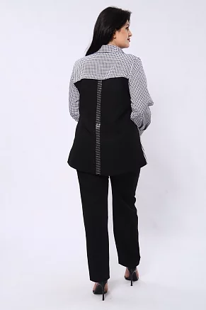 Женский костюм 31857 / белый