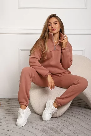 Женский костюм с брюками 88402 / коричневый