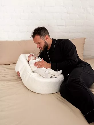 Подушка для новорождённого PandaHug classic Baby Кокон
