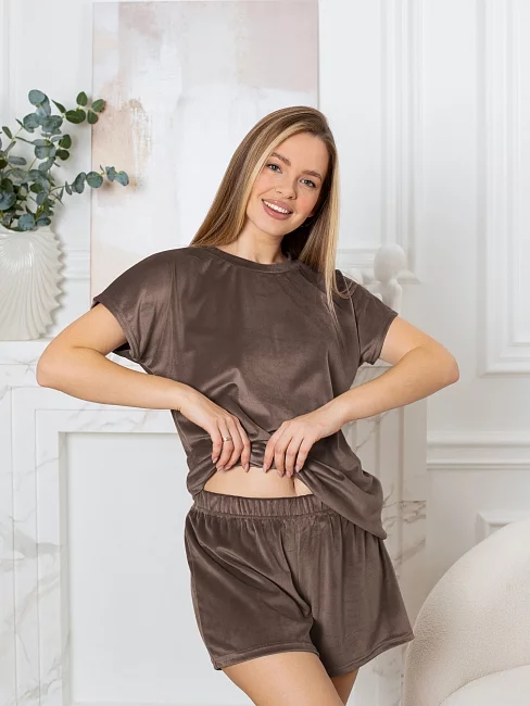 Женский костюм с шортами Пандора / шоколадный