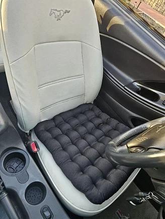 Подушка автомобильная на сиденье "АВТО-БИО" 50x45 / черная