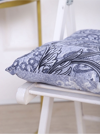 Подушка на стул / Кружево