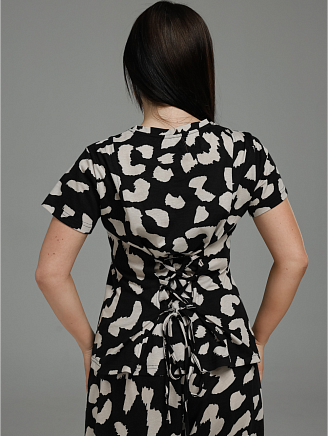 Женский костюм Очарование / черный