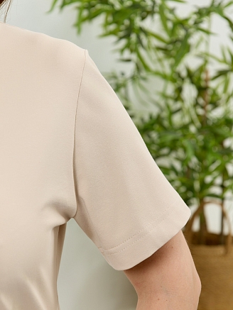 Женская футболка Соло / бежевый