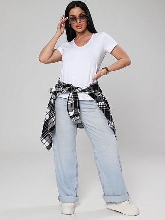 Женская футболка Заира / белый