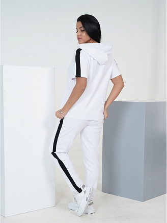 Женский костюм Фантастика / Белый