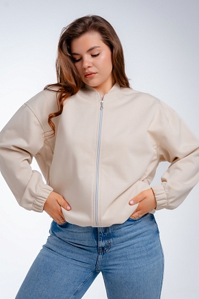 Женский бомбер из коттон фита / Песочный