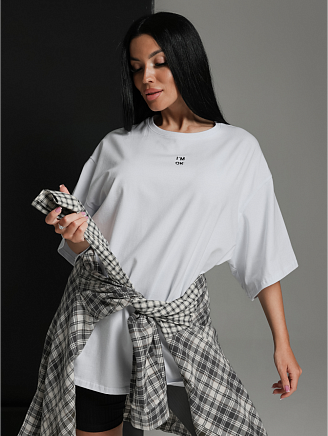 Женская футболка Город / Белый