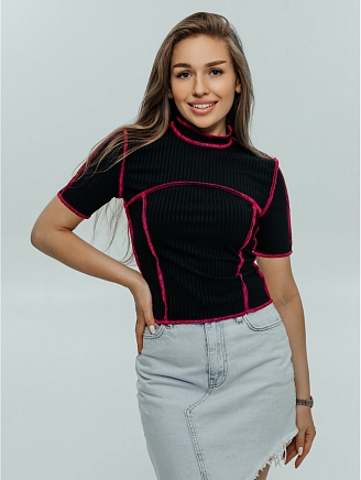 Женская футболка Клео / Черный