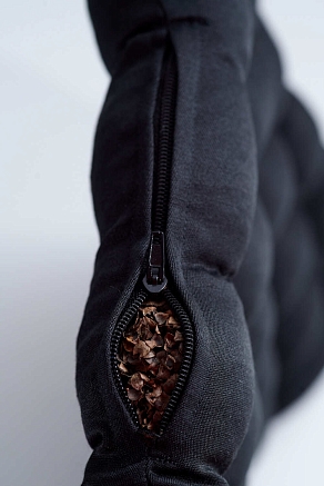 Подушка на стул с гречневой лузгой / Черный