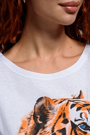 Женская футболка 7030 / тигрица