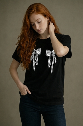 Футболка унисекс 8589 / черная+бантики