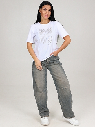 Женская футболка М-977 / Белый