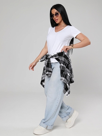 Женская футболка Заира / белый