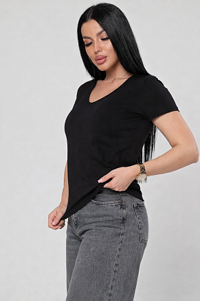 Женская футболка Заира / черный