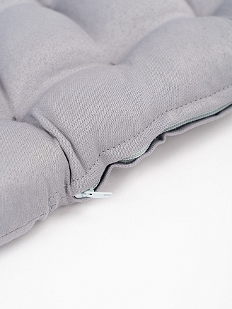 Подушка в автомобиль с гречневой лузгой арт. APG25 / Светло-серый