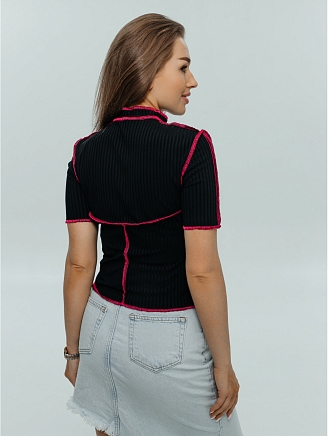 Женская футболка Клео / Черный