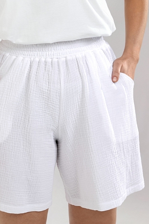 Женские шорты Виола-2 Ш-017 / белый