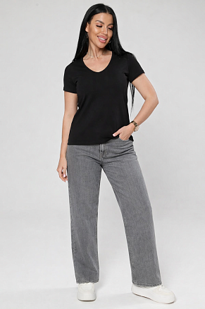 Женская футболка Заира / черный