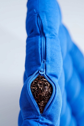 Подушка на стул с гречневой лузгой / Василёк