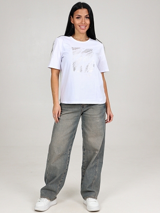 Женская футболка М-977 / Белый