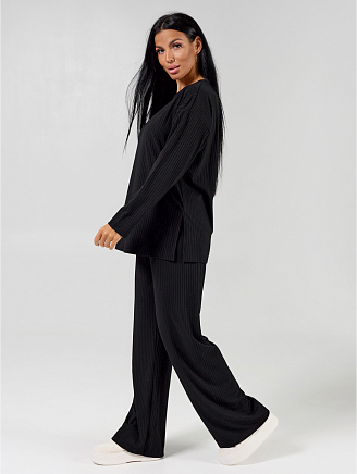 Женский костюм Статус / Черный