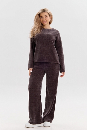 Женский костюм 37001 / серо-коричневый