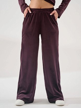 Женский костюм "Бархат" 2406-В / Бордовый