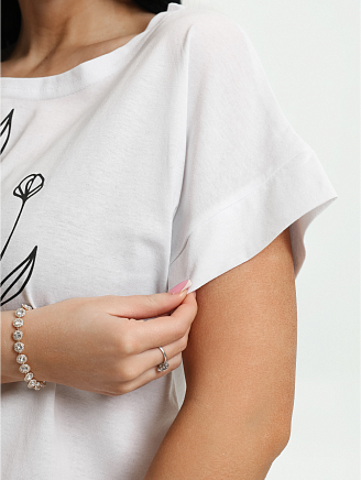 Женская футболка Ариадна / Белый