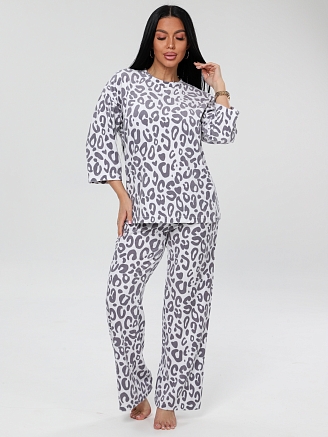 Женский костюм К-82(М) / Серый (леопард)