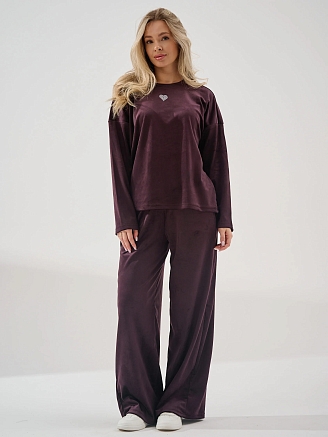 Женский костюм "Бархат" 2406-В / Бордовый