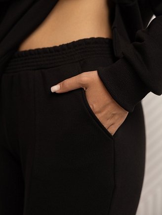 Женский костюм мод.2037 / Черный