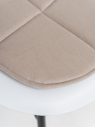 Подушка на стул с закругленными краями / Бежевый