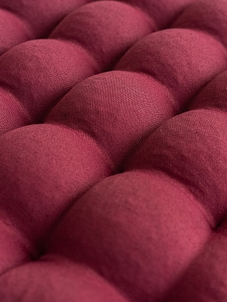 Подушка на стул с гречневой лузгой / Бордовый