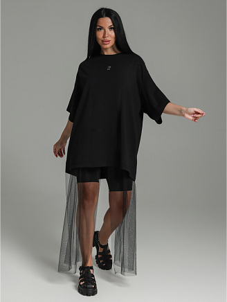 Женская футболка Город / Черный