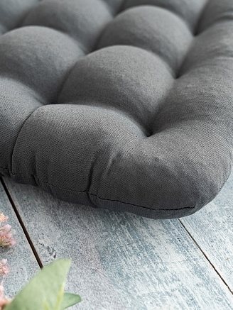 Подушка на стул с гречневой лузгой / Графит