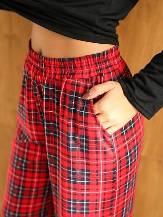 Женский костюм с брюками 2240 / Красный