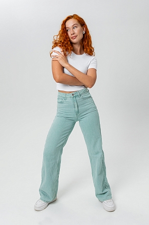 Женская футболка 14410 / белый