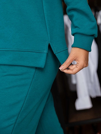 Женский костюм мод.2037/1 / Петроль