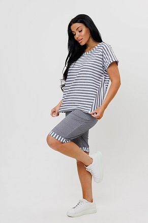 Женский костюм с бермудами 1968/2 / Серый